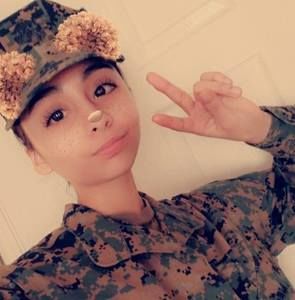 Meet your Posher, Noemi